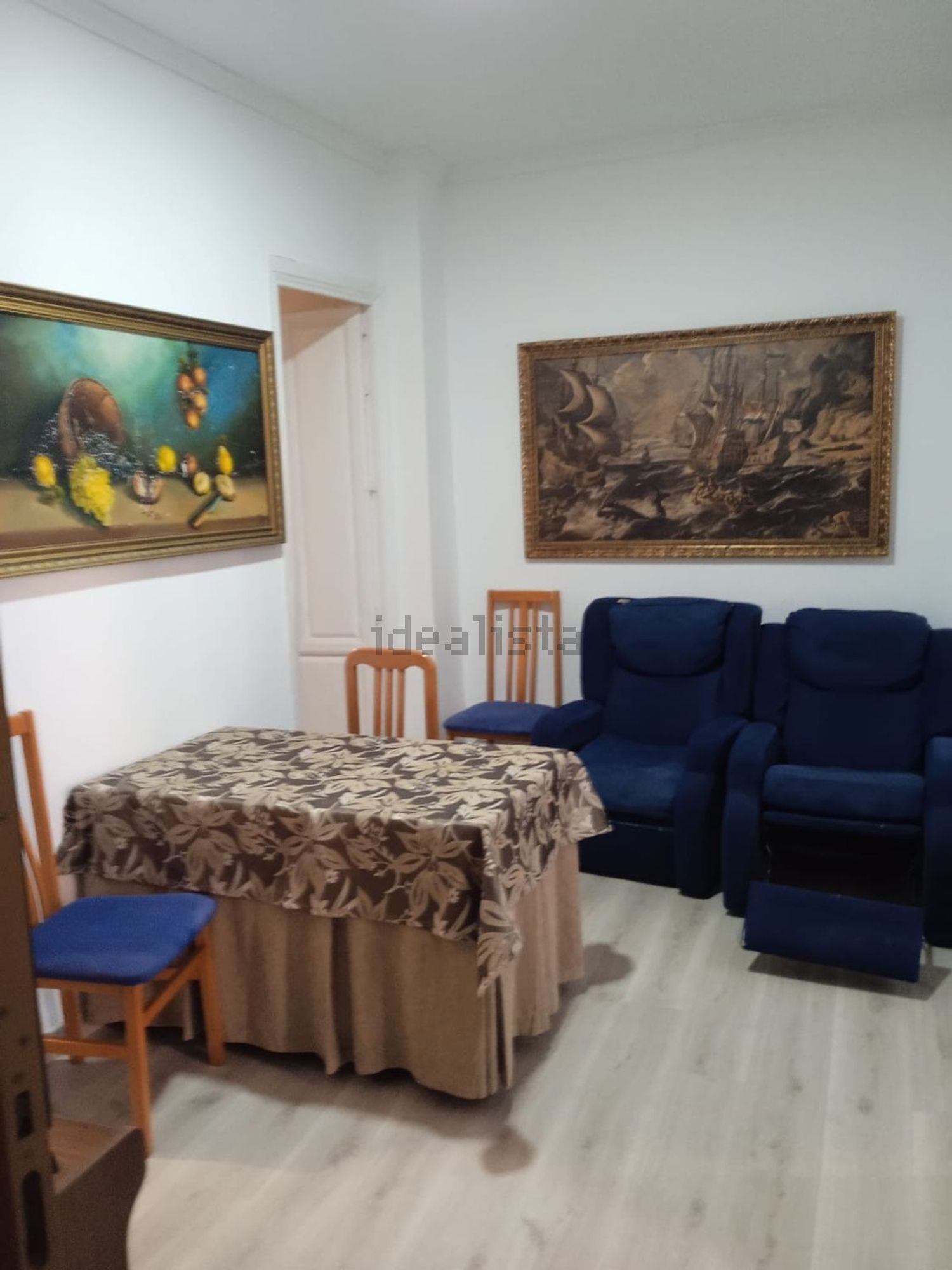 Piso de 50 m² en Granada