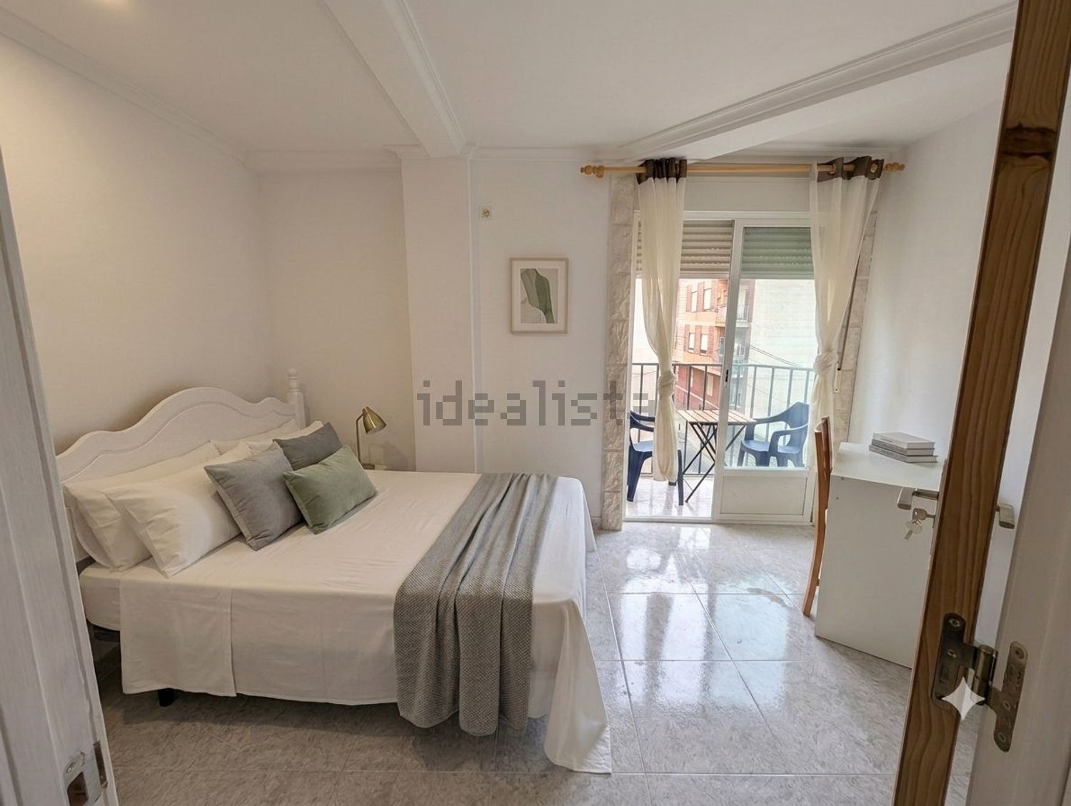 Habitació de lloguer, Asp