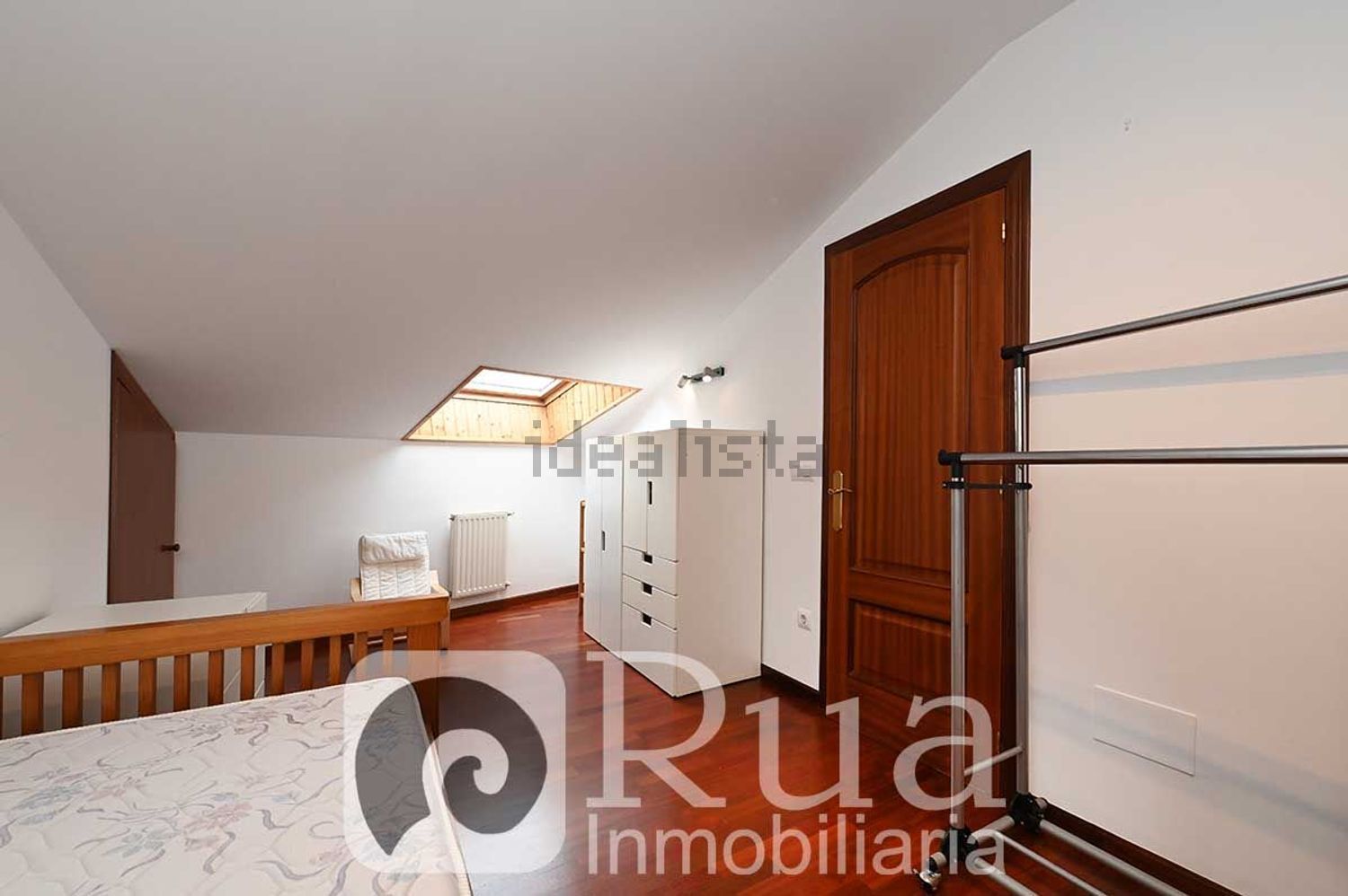 Pis de 77 m² a Oleiros