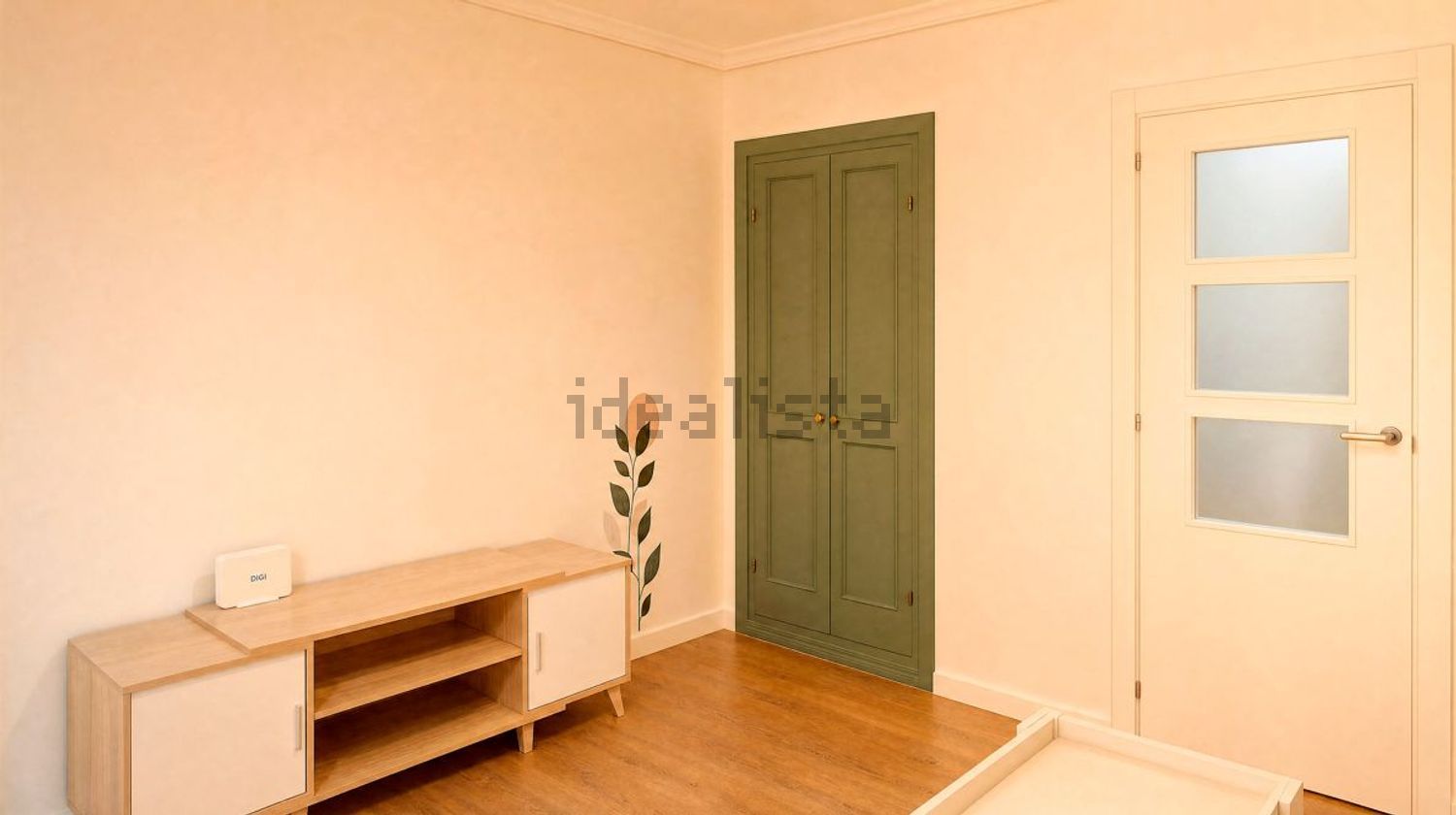 Pis de 80 m² a Oviedo