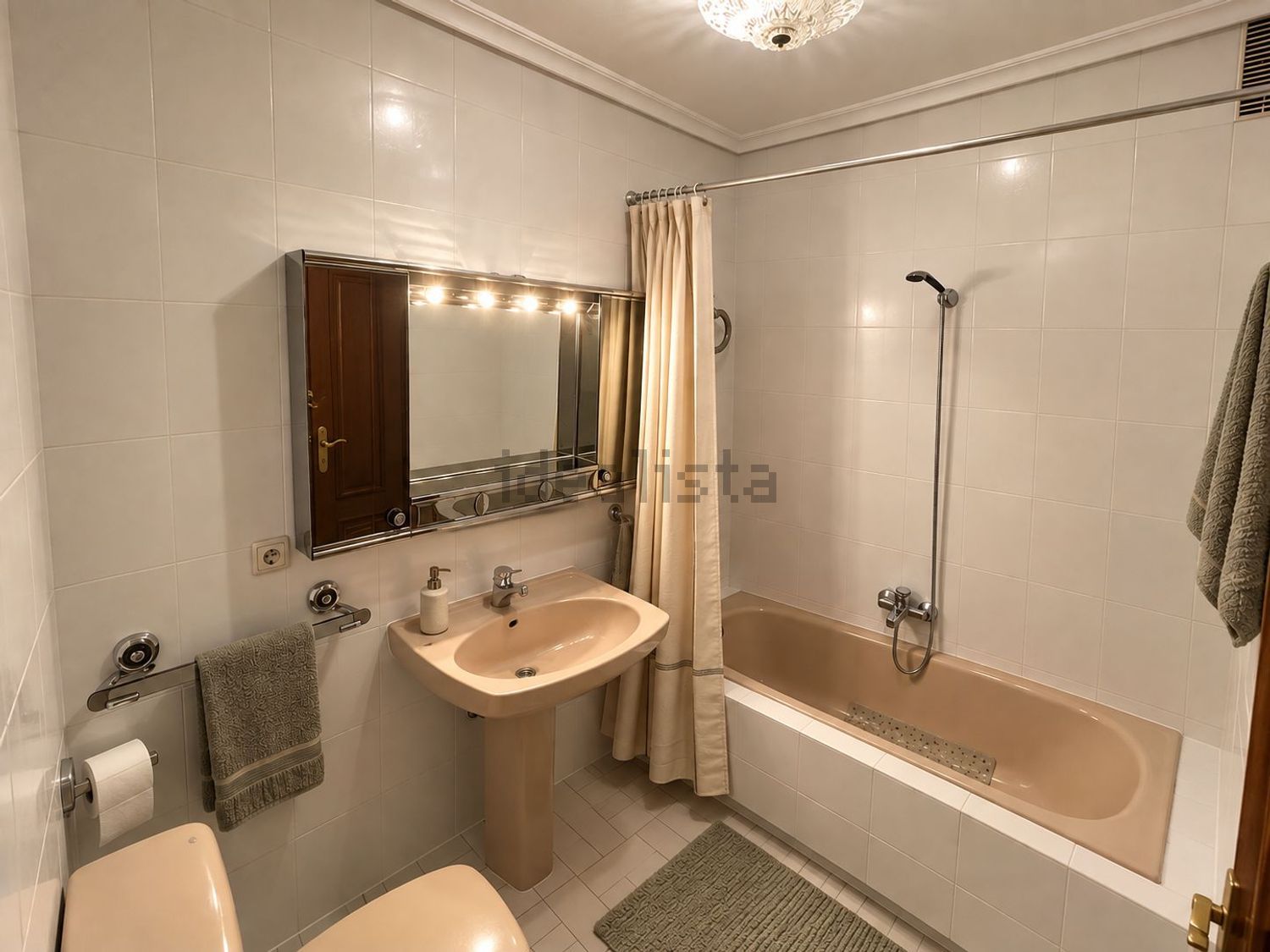 Wohnung 100 m² in San Leonardo de Yagüe