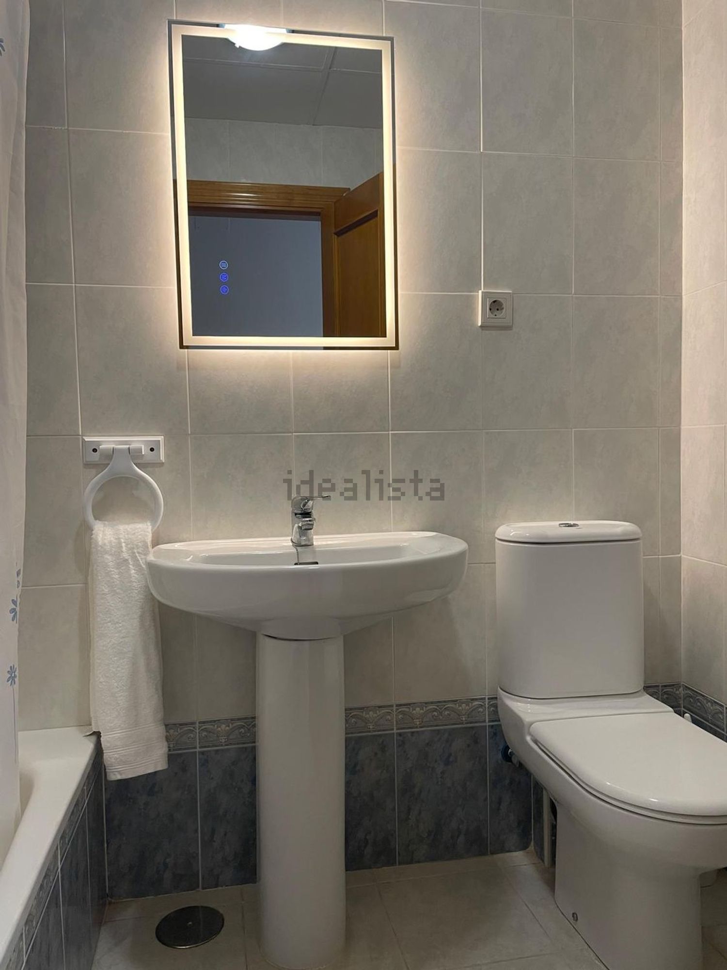 Wohnung 85 m² in Rota