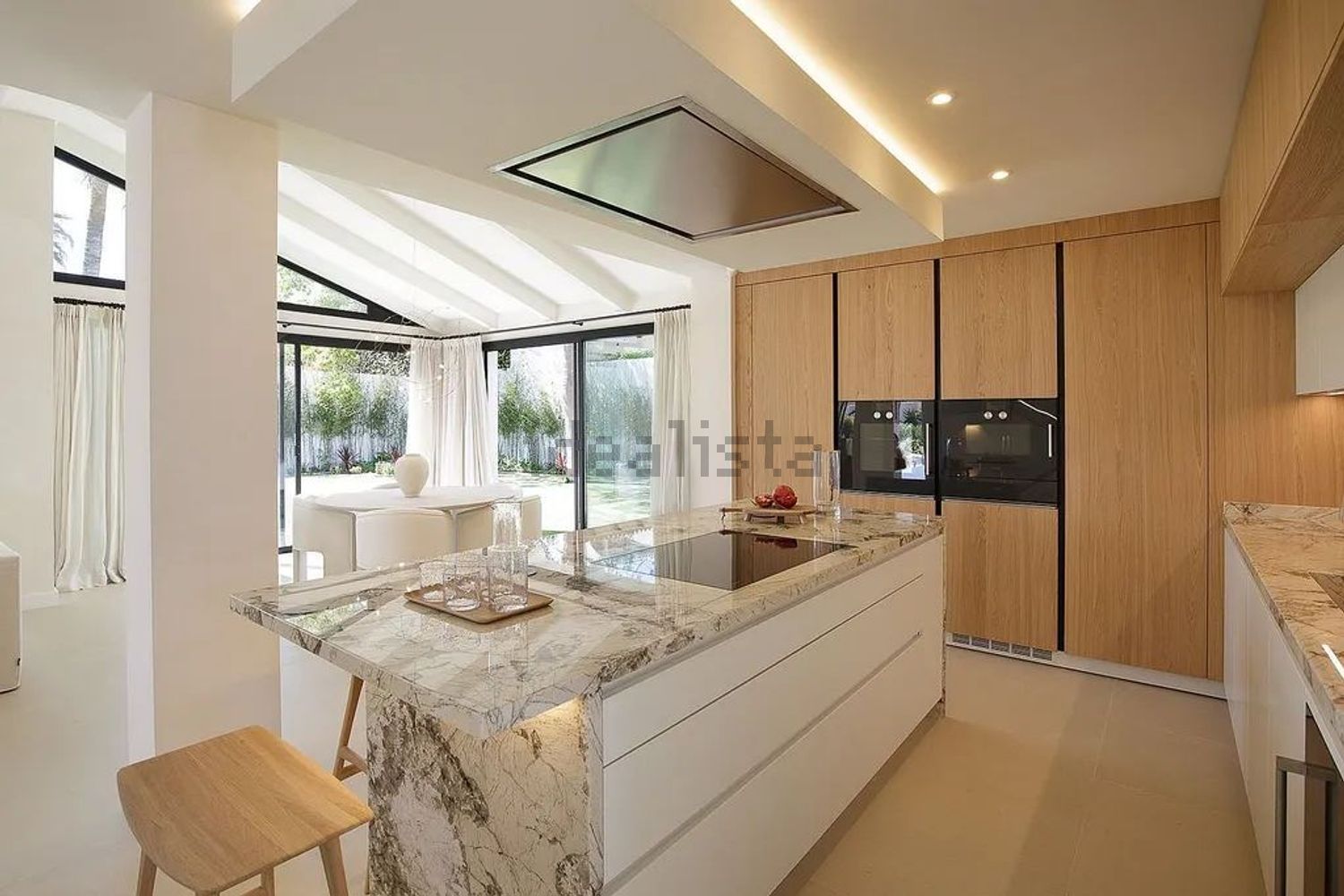 Haus 400 m² in Marbella