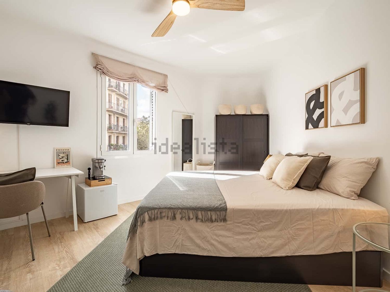 Room for rent, Barcelona