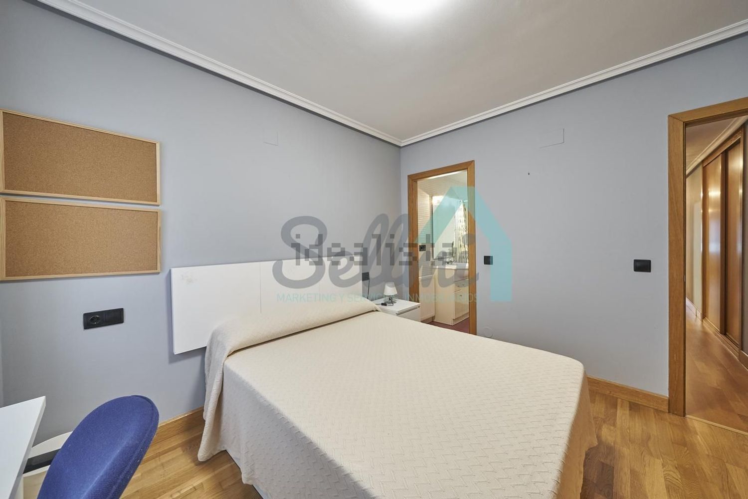 Piso de 132 m² en Oviedo