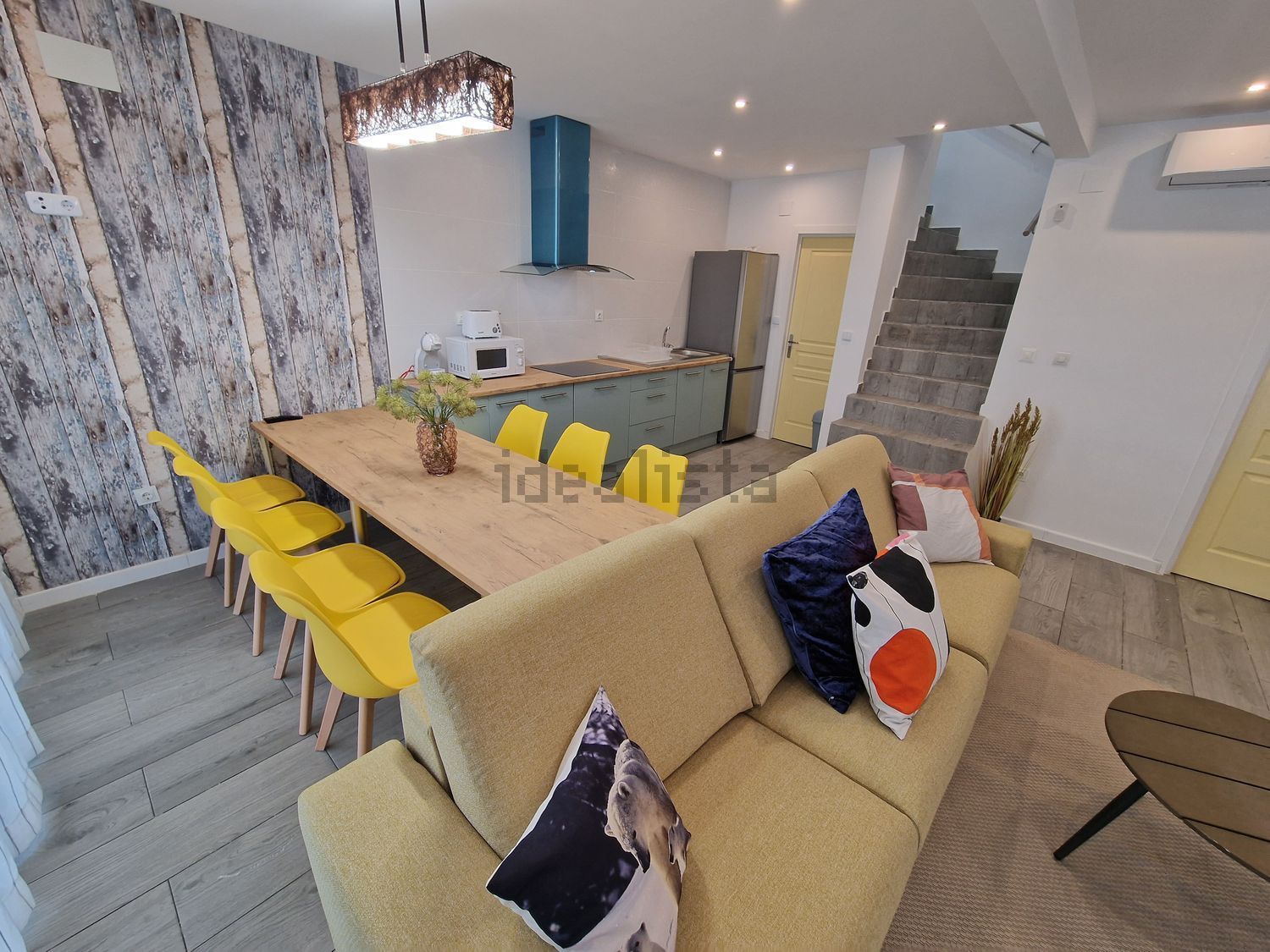 Habitació de lloguer, Castelló d'Empúries