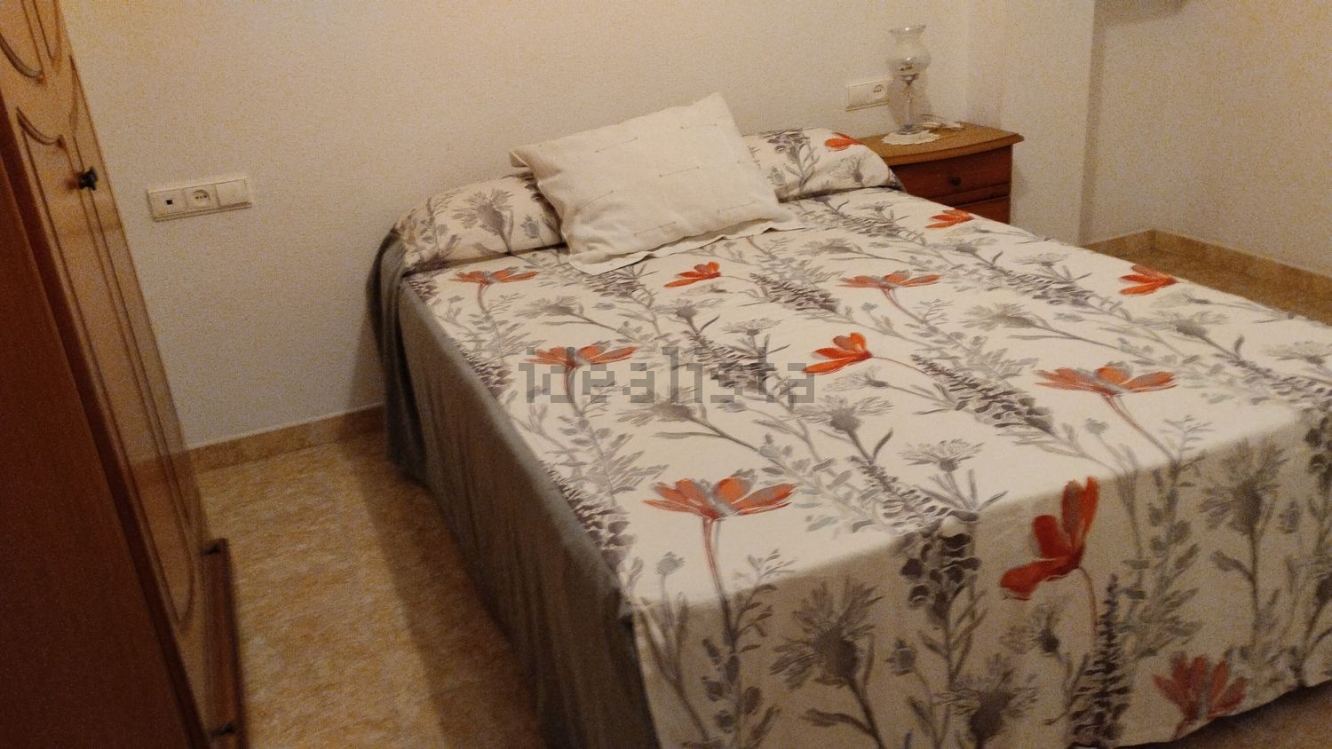 Piso de 70 m² en Adra