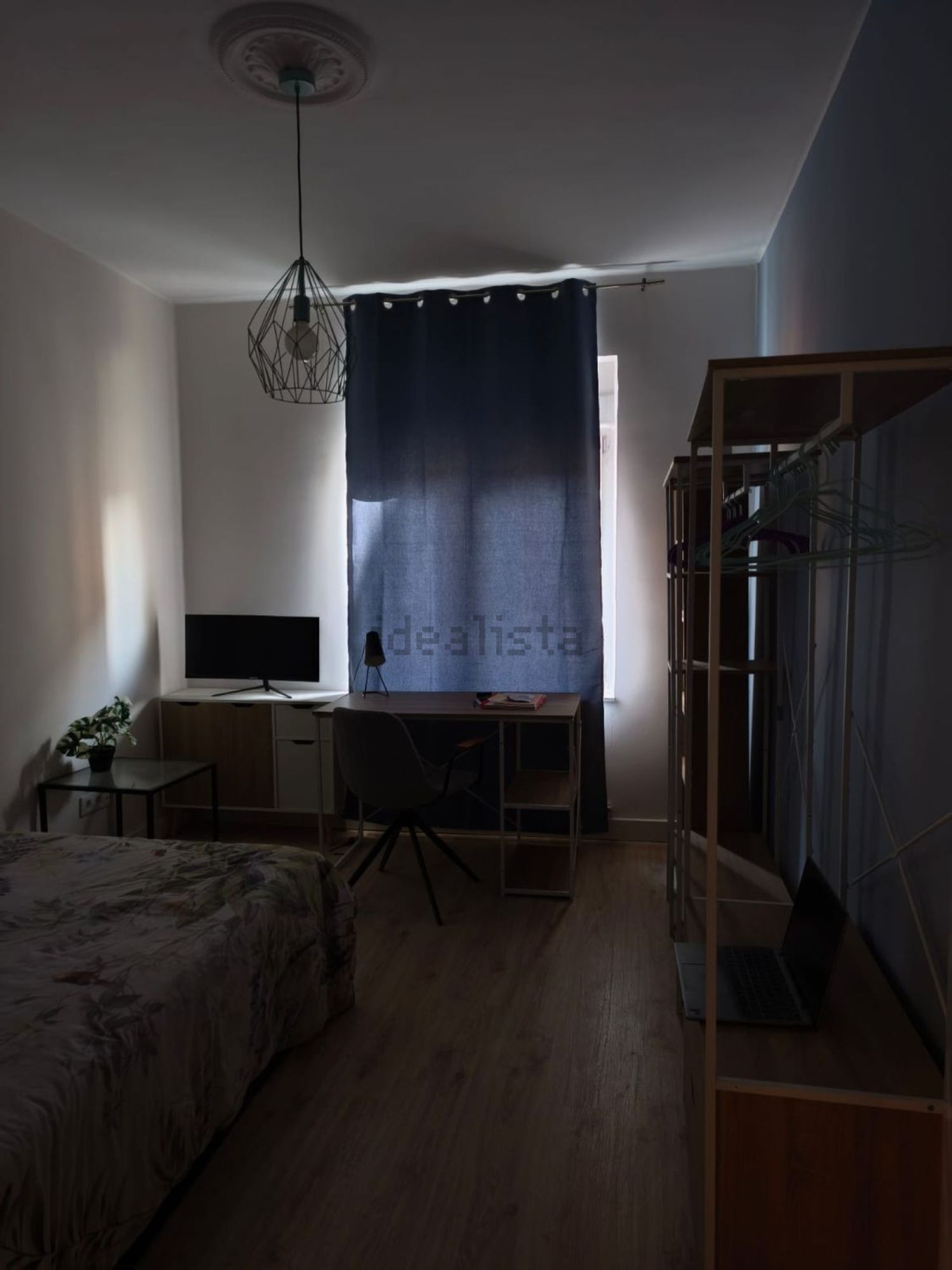 Habitació de lloguer, Lleó