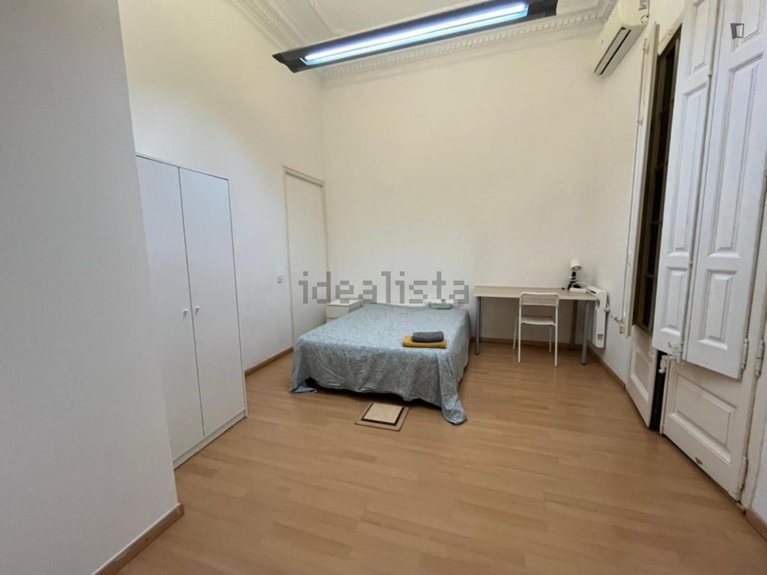 Room for rent, Barcelona
