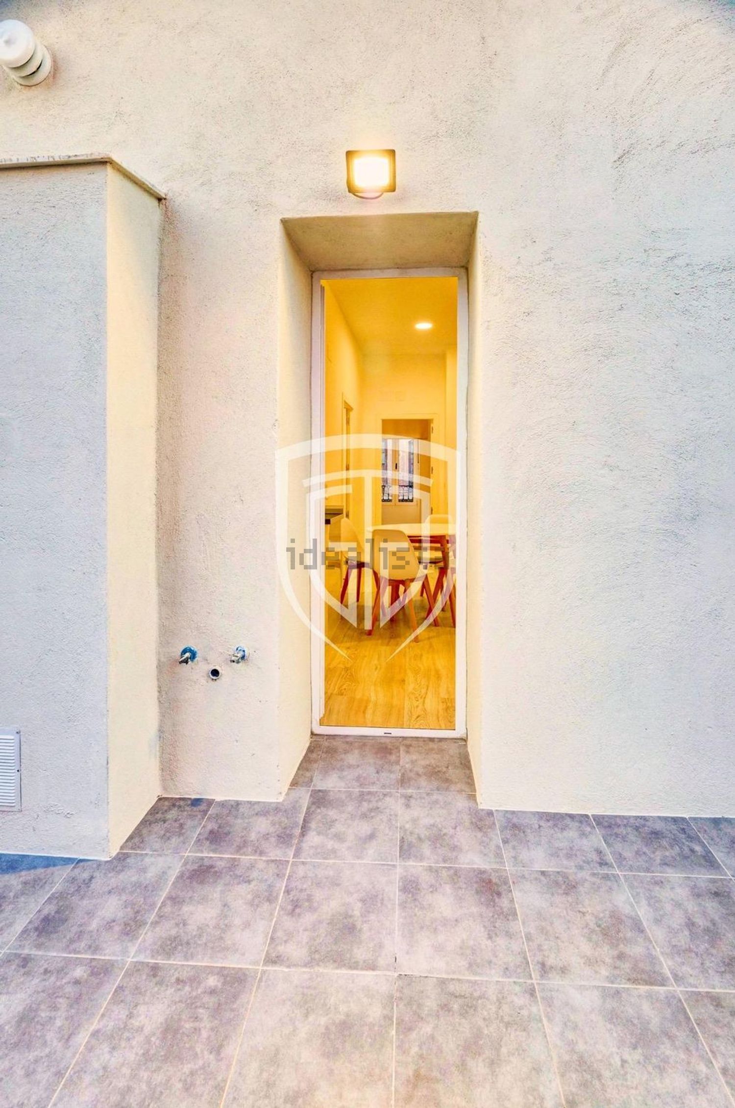 Piso de 65 m² en Tabernes Blanques