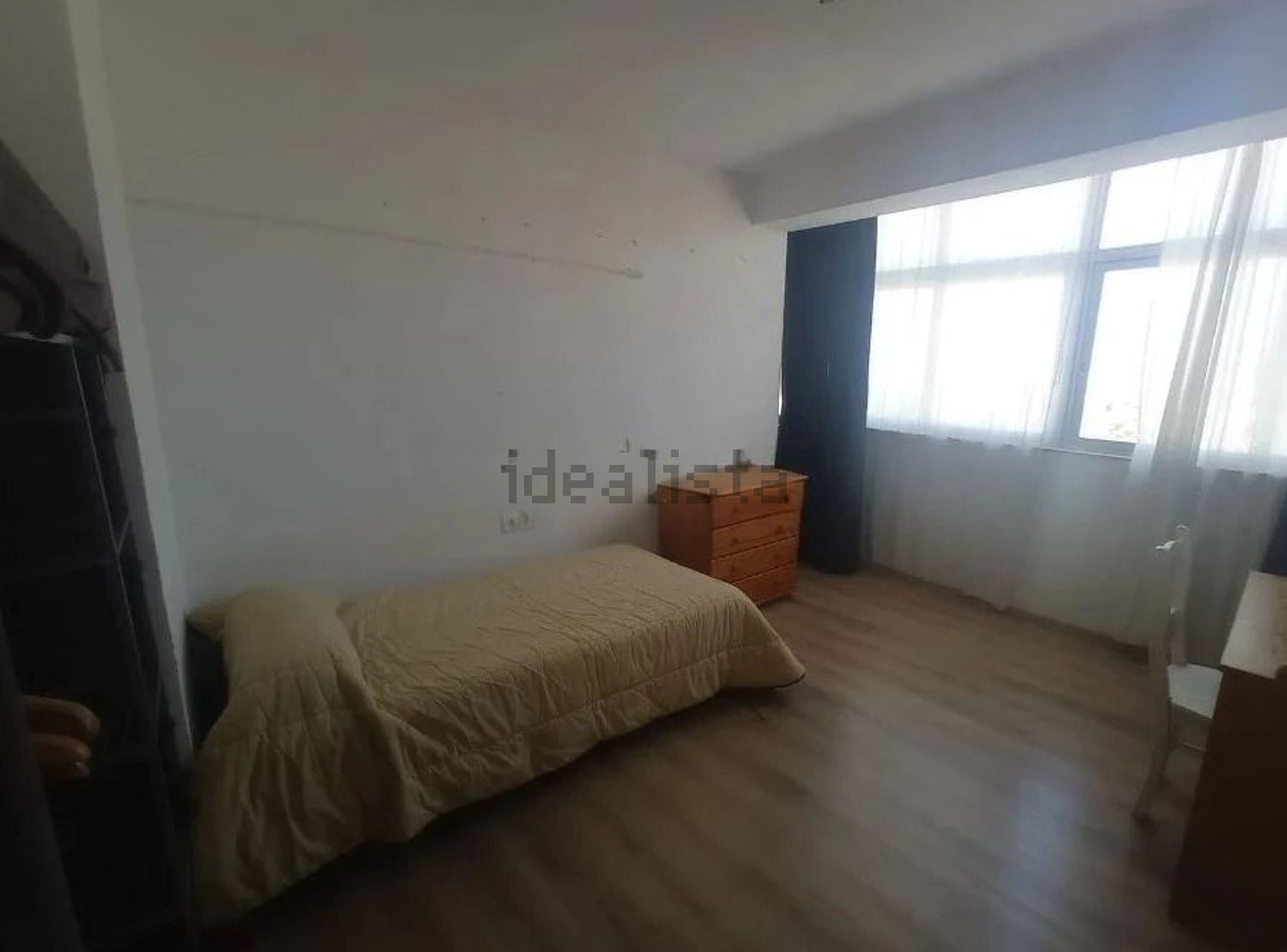 Piso de 90 m² en Granada