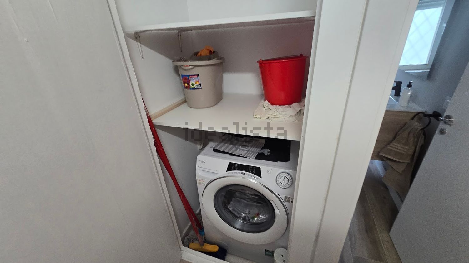 Pis de 92 m² a Àvila