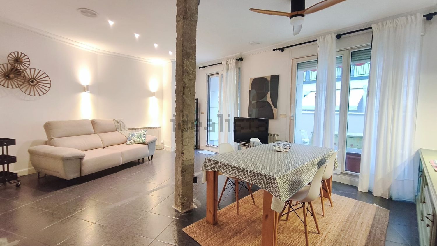 Pis de 90 m² a Sant Sebastià