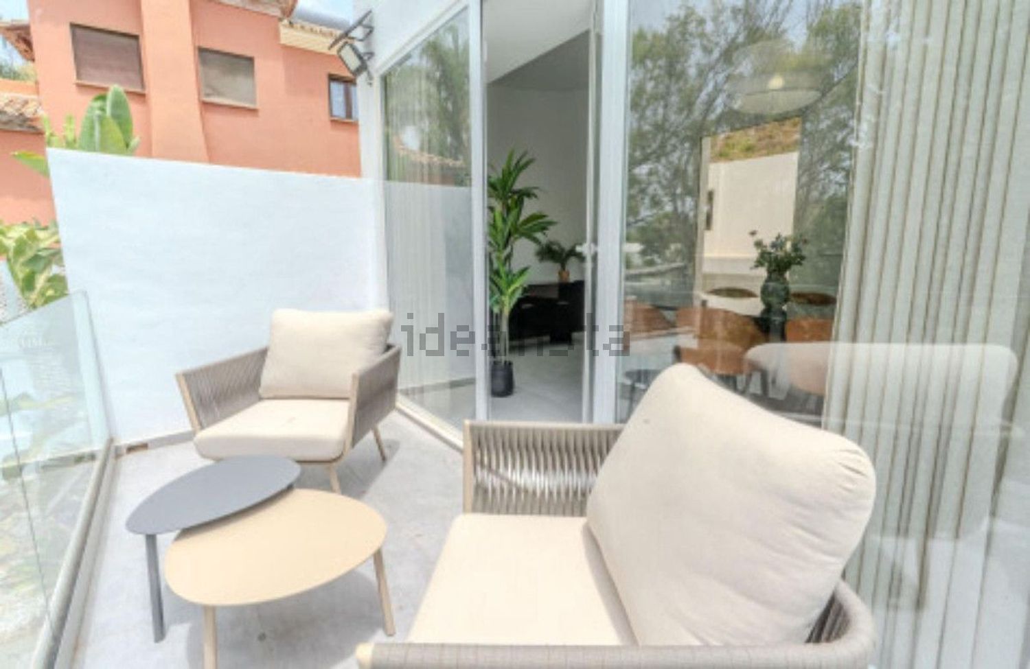 Haus 350 m² in Marbella