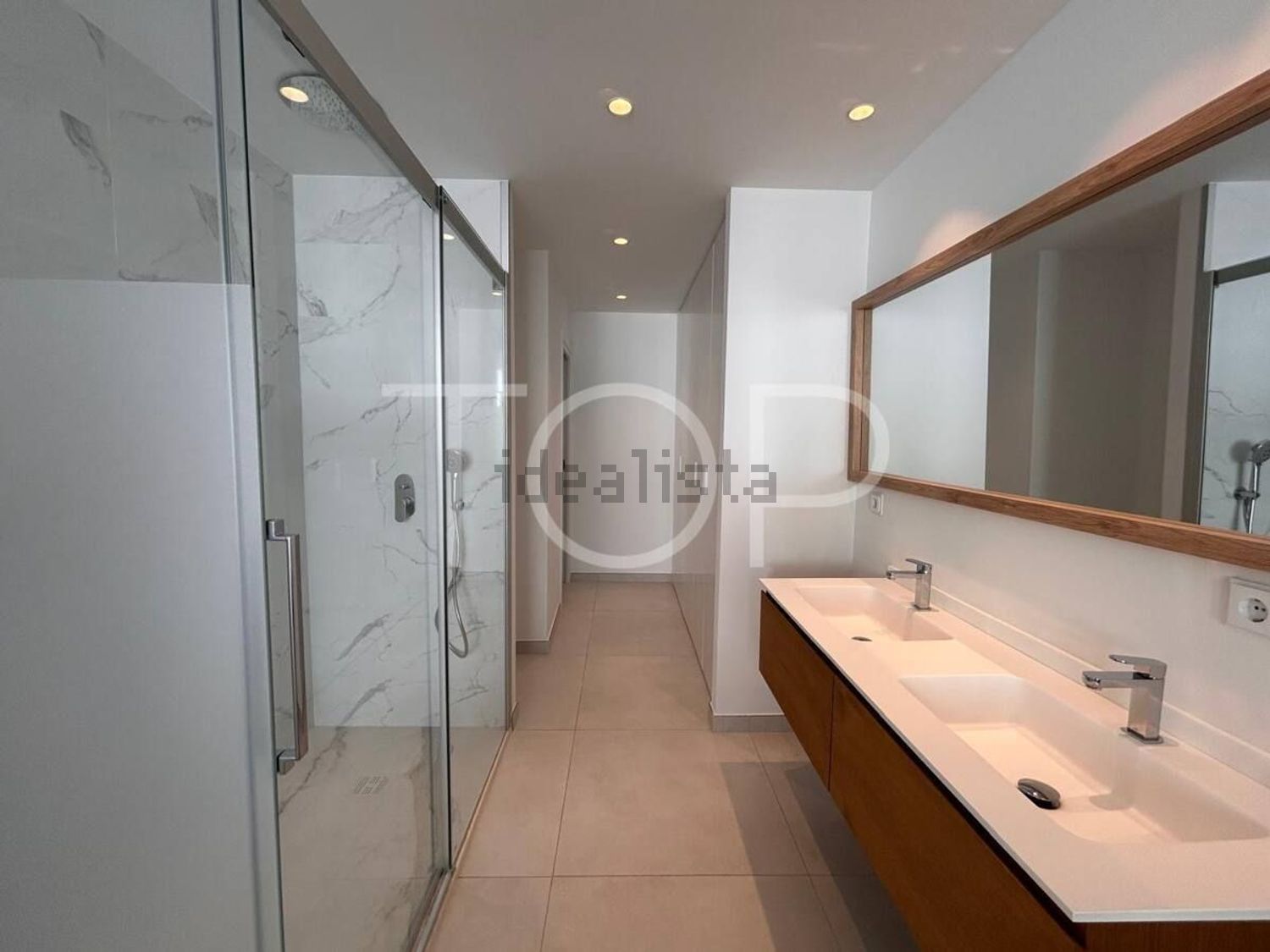 Appartement 91 m² à Arona