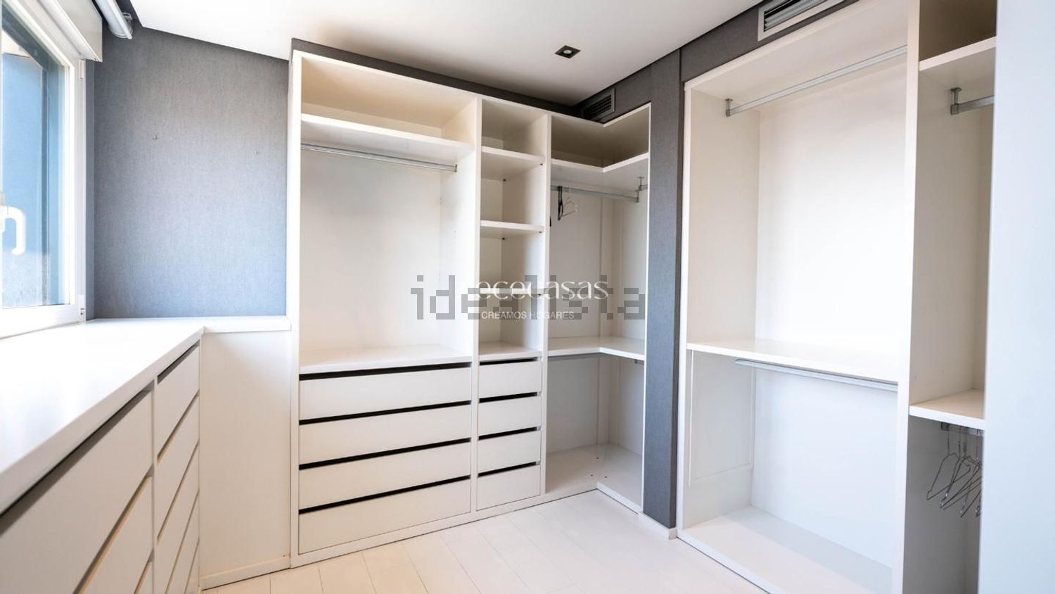 Pis de 272 m² a València