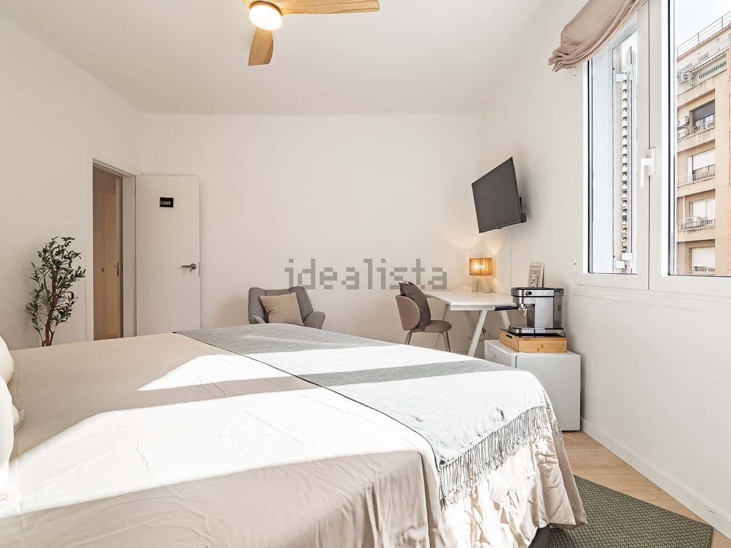 Room for rent, Barcelona