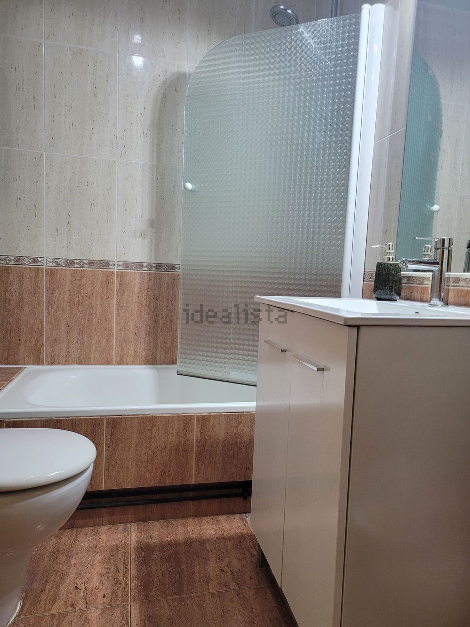 Habitació de lloguer, Castelldefels