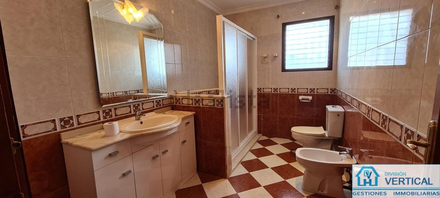 Casa de 630 m² a Riba-roja de Túria