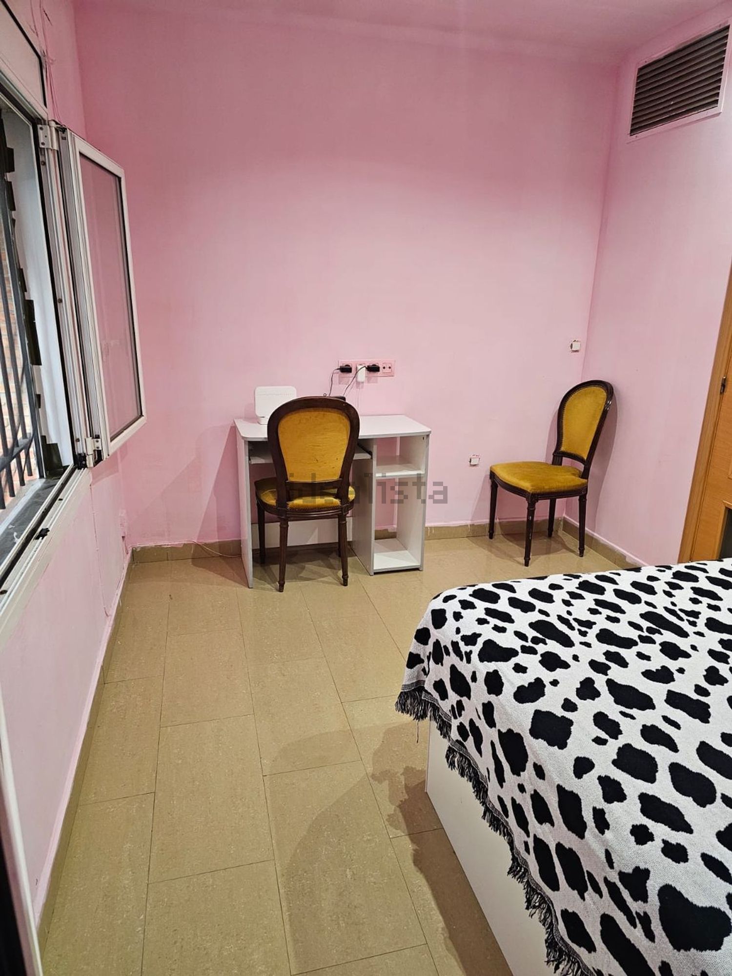 Chambre à louer, Figuières