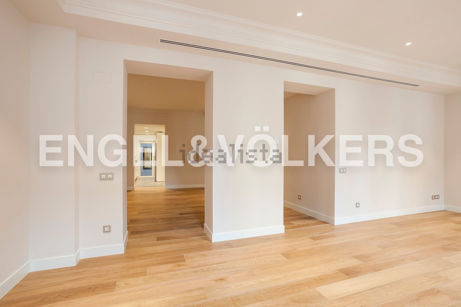 Wohnung 217 m² in Madrid
