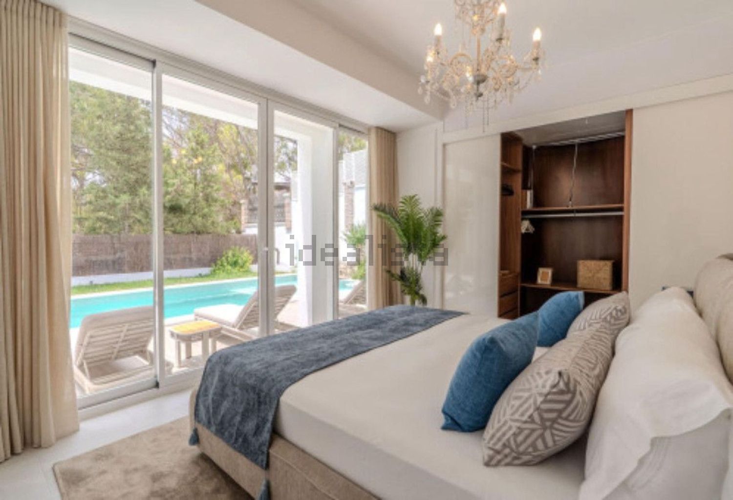 Haus 350 m² in Marbella