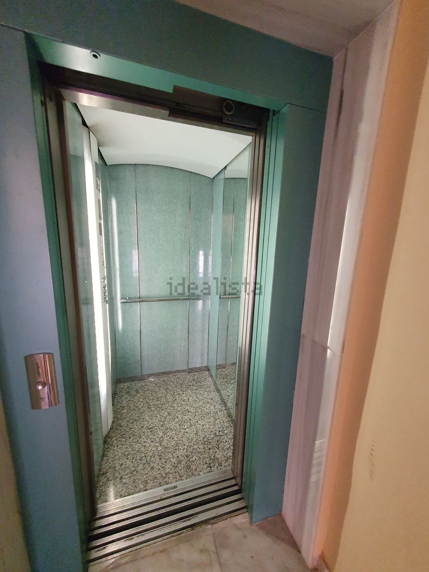 Pis de 85 m² a Almeria