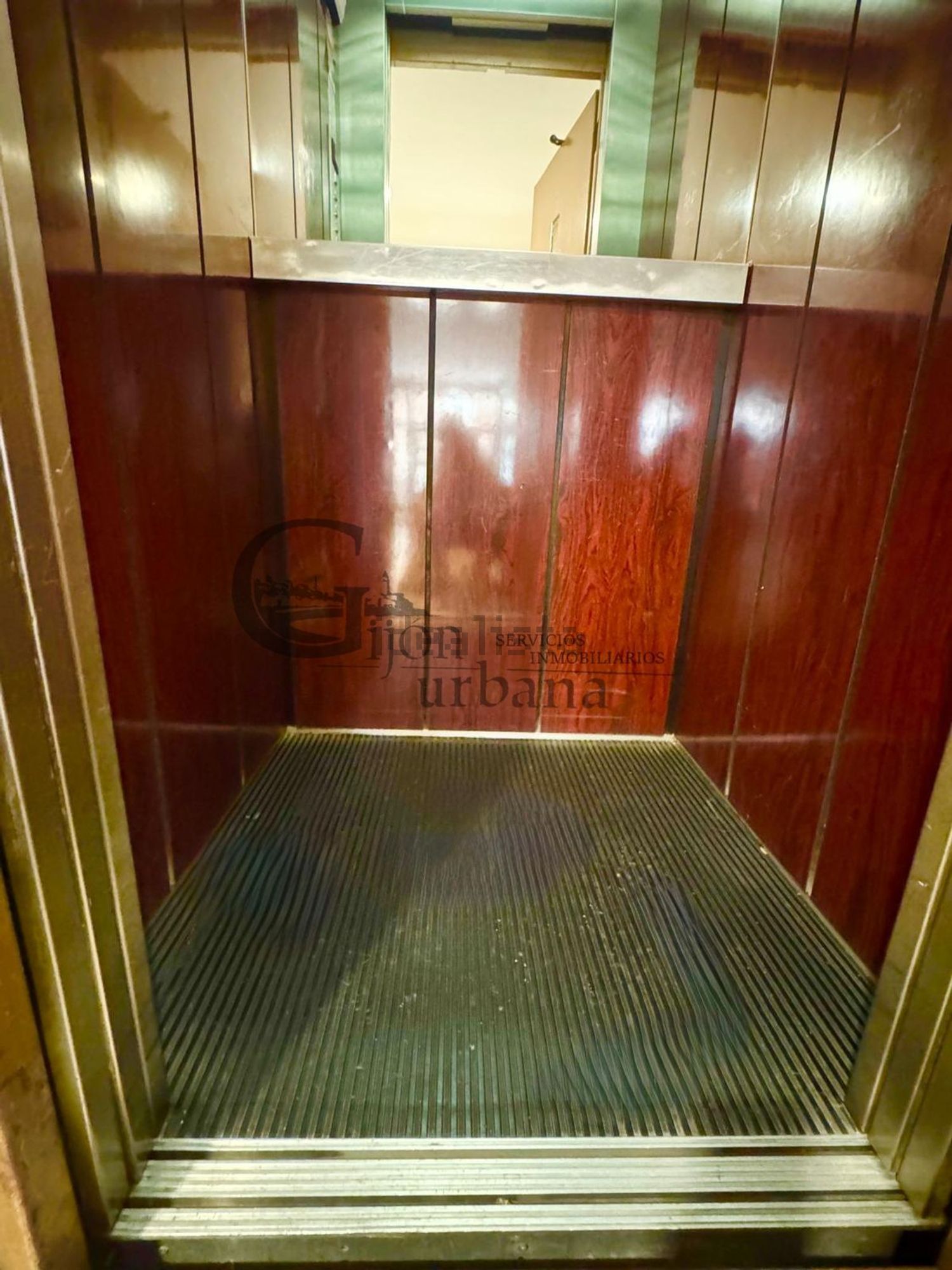 Pis de 105 m² a Gijón