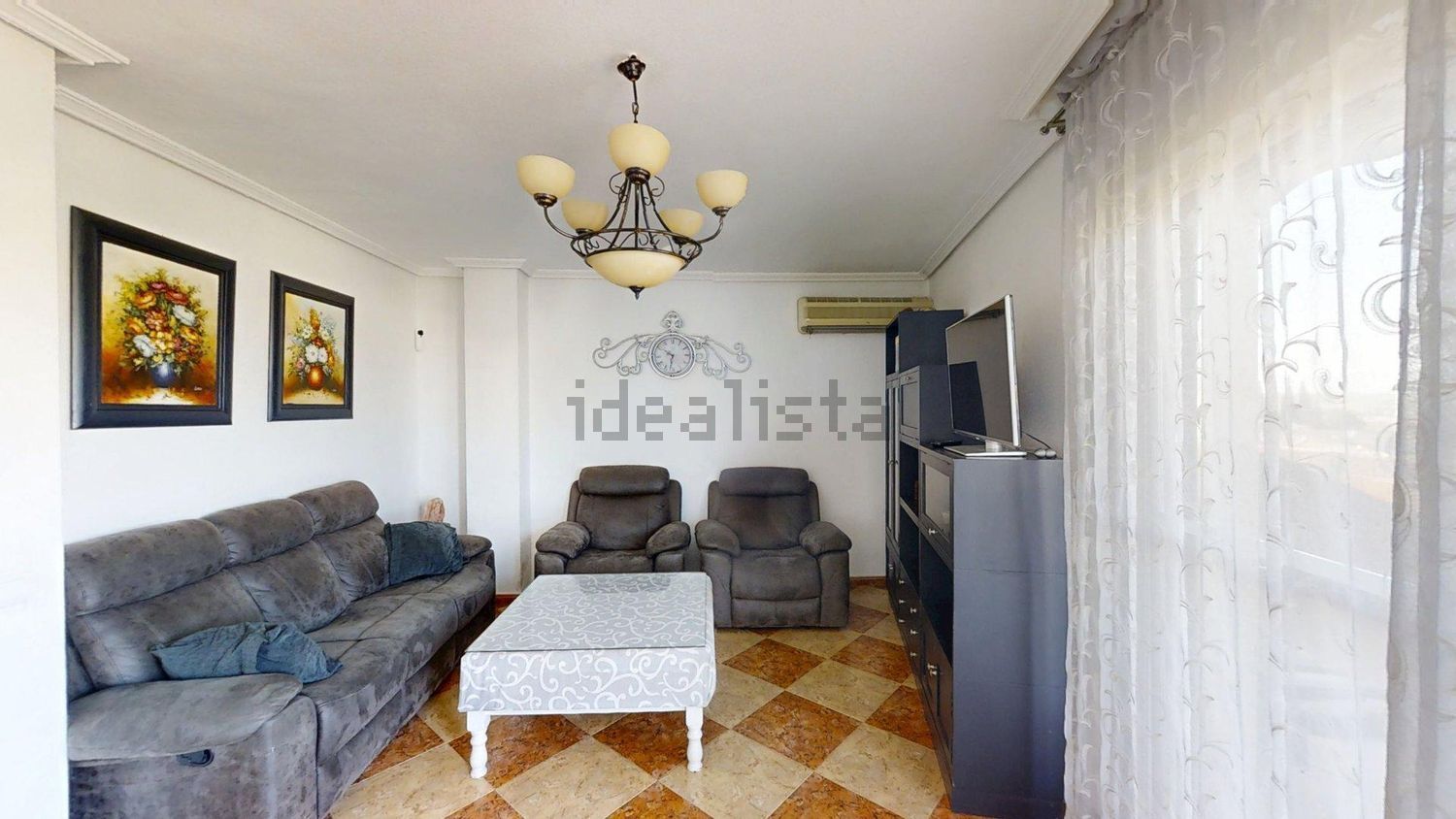 Piso de 105 m² en Bailén