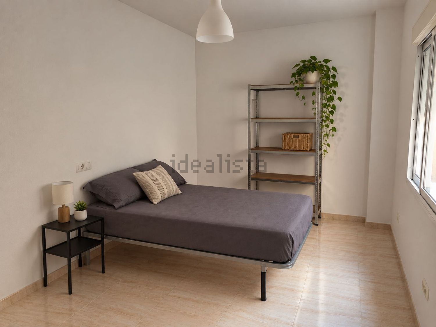 Habitació de lloguer, Zurgena
