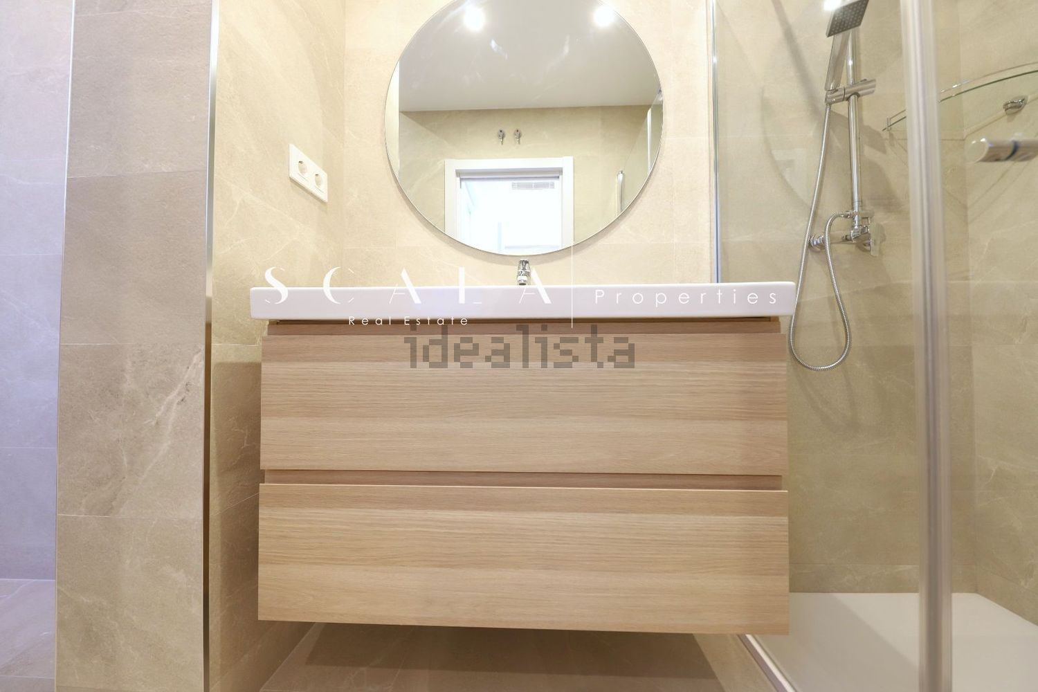 Pis de 95 m² a Madrid
