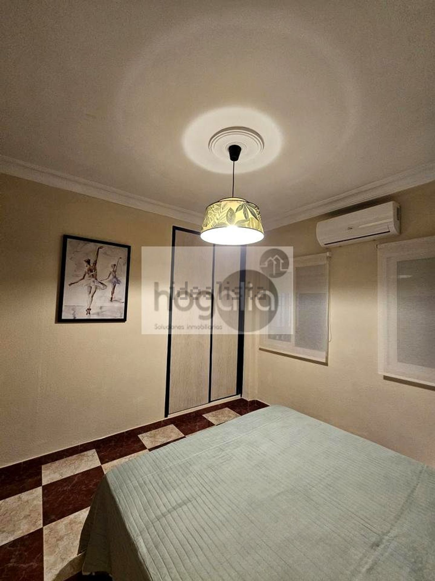 Piso de 60 m² en Sevilla