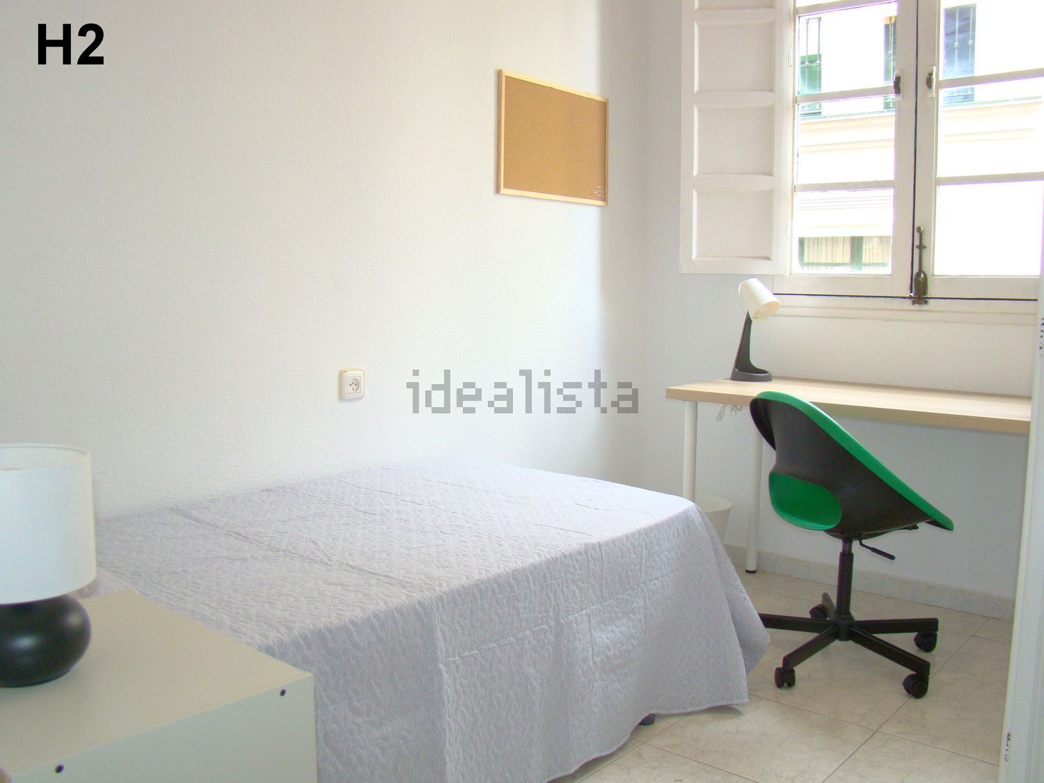 Room for rent, Seville