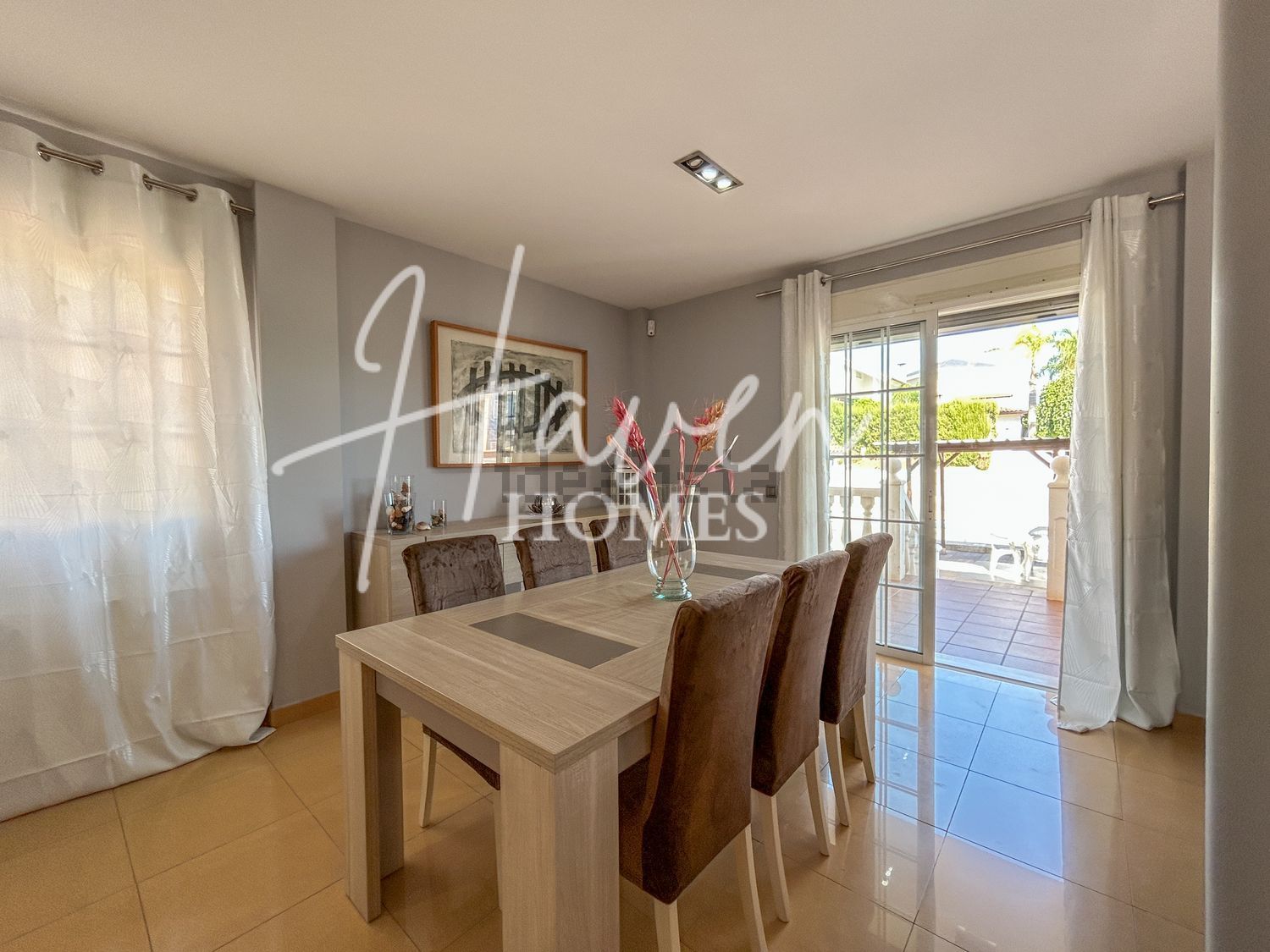 Casa de 285 m² en Llíria