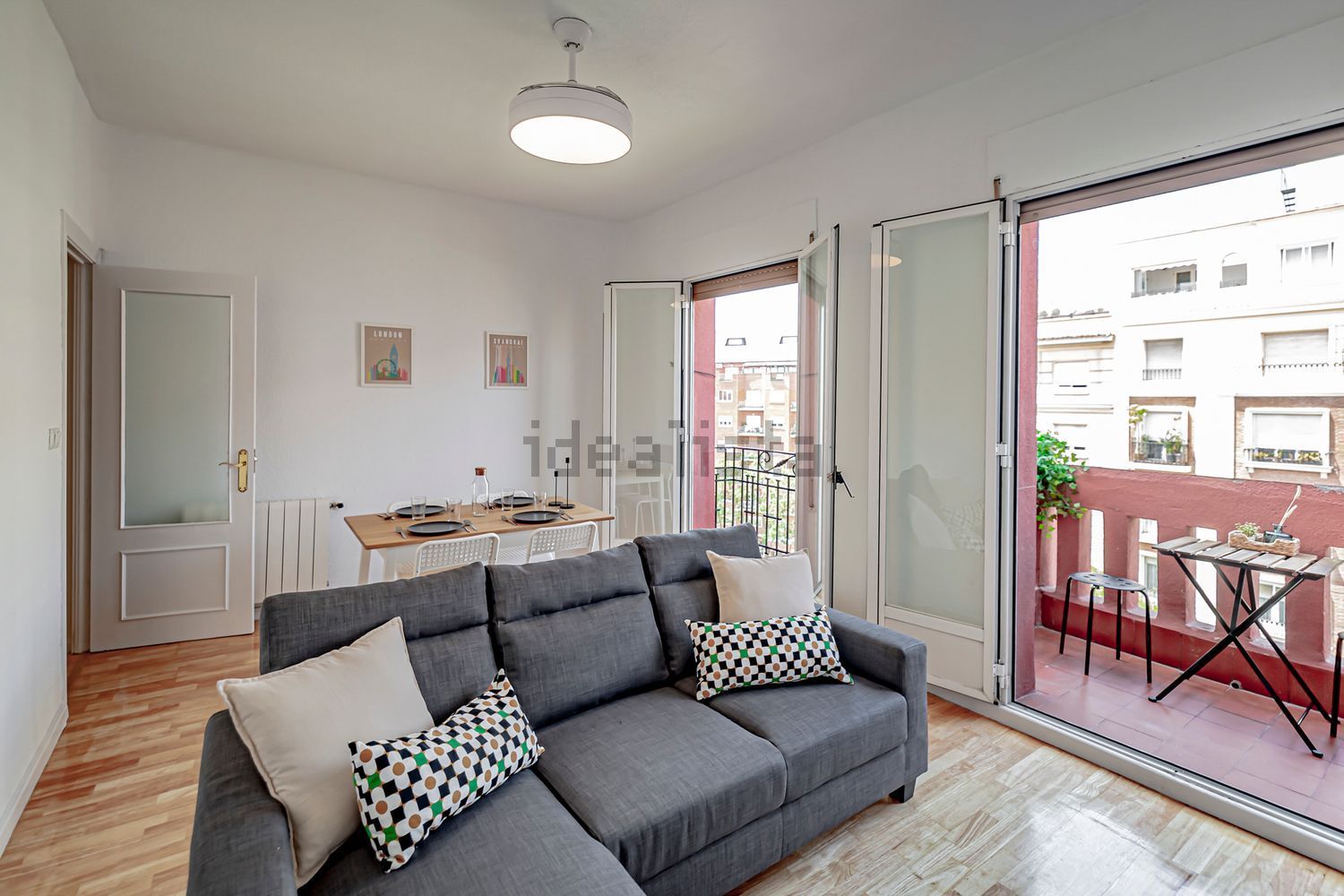 Wohnung 107 m² in Madrid