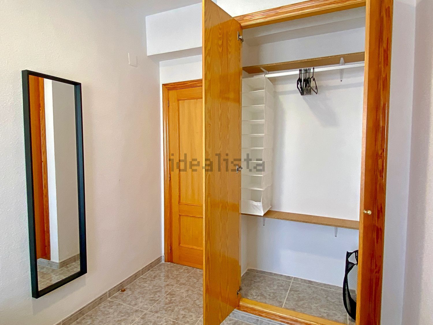 Room for rent, Sueca