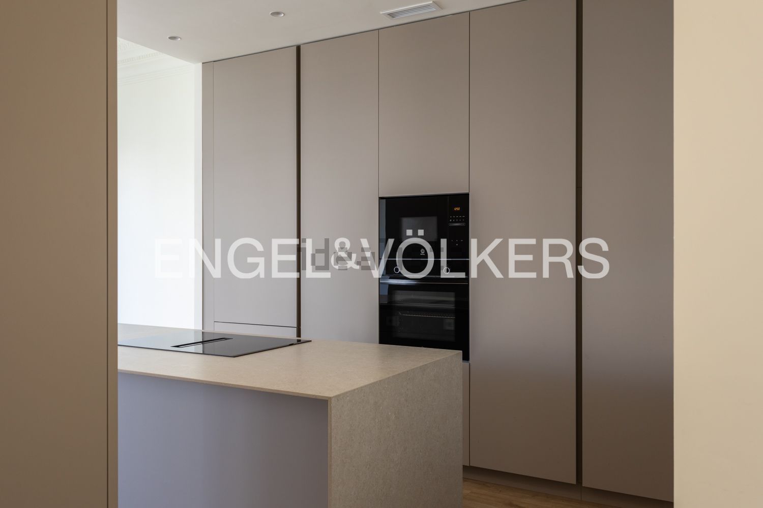 Flat 180 m² in Valencia