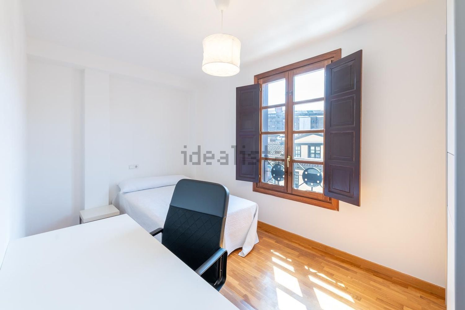 Piso de 84 m² en Oviedo