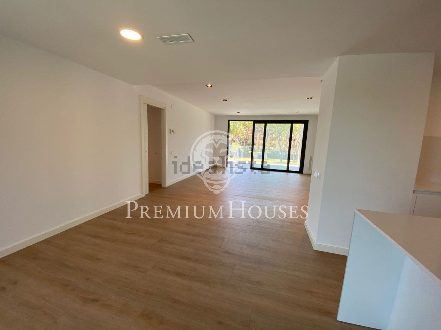 Wohnung 214 m² in Gavà