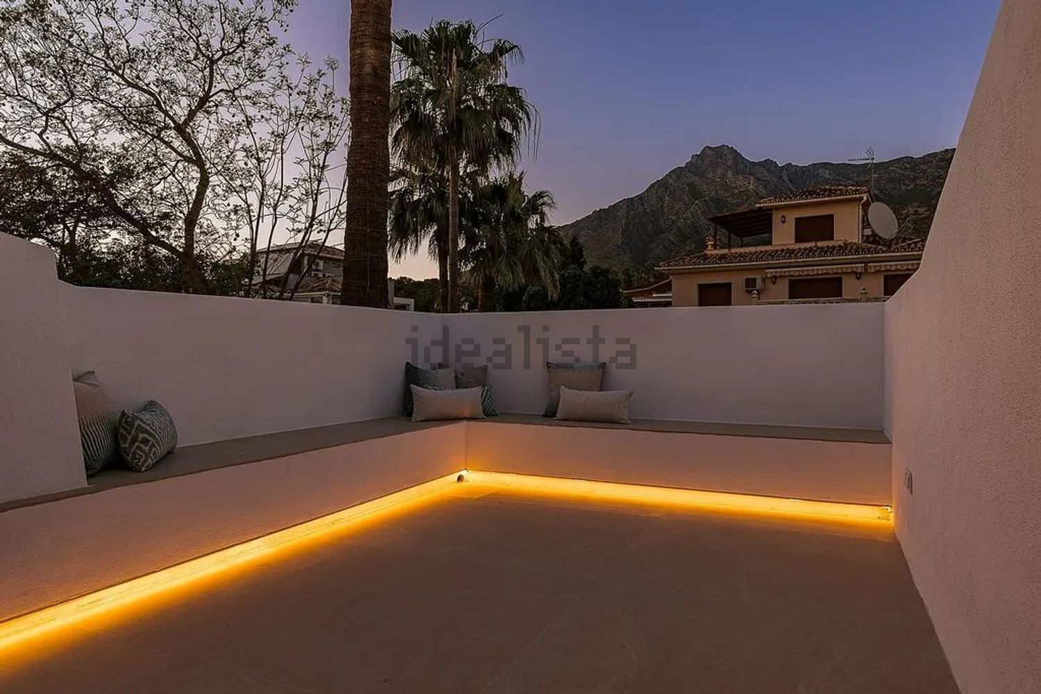 Haus 400 m² in Marbella
