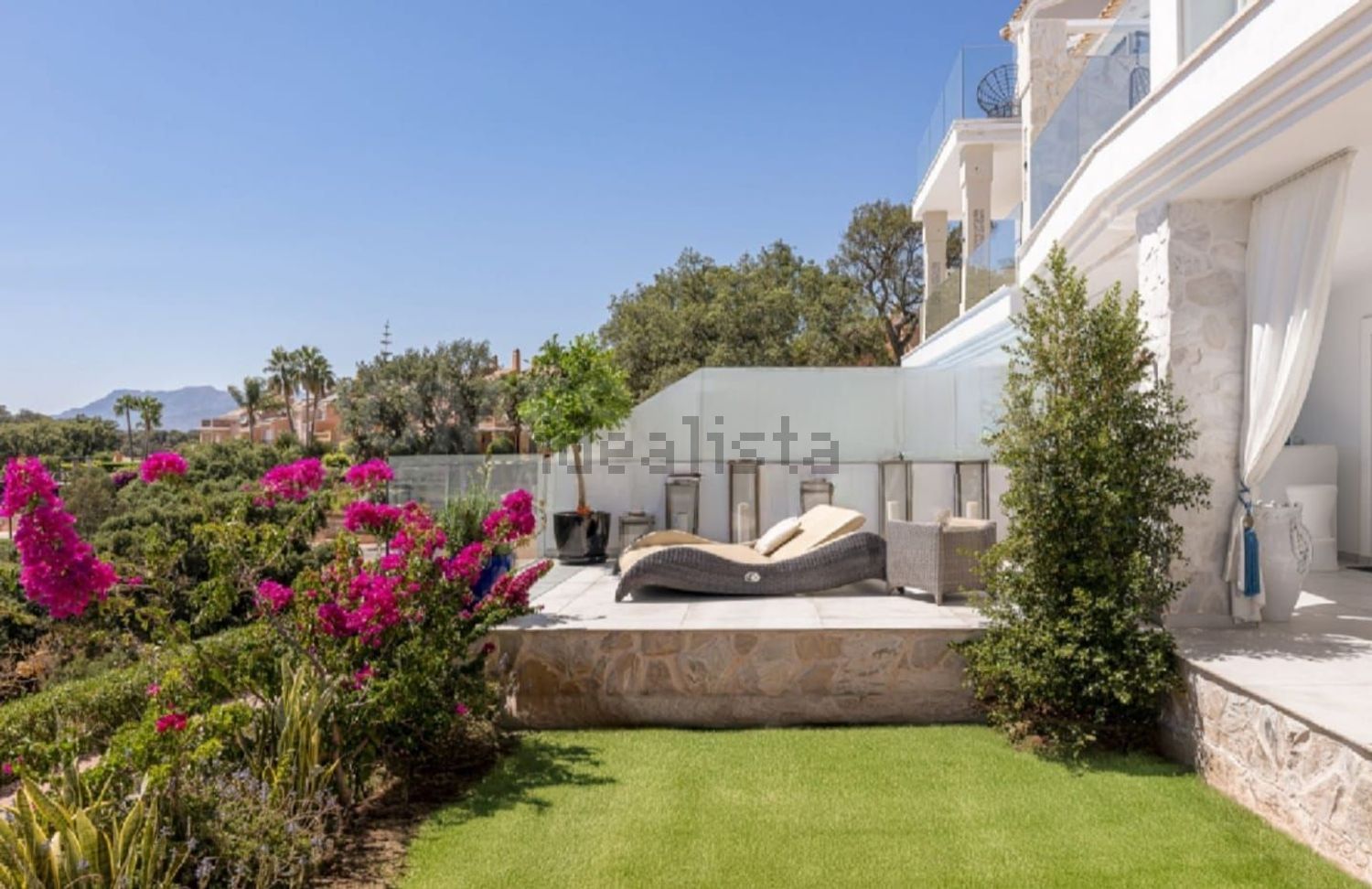 House 180 m² in Ojén