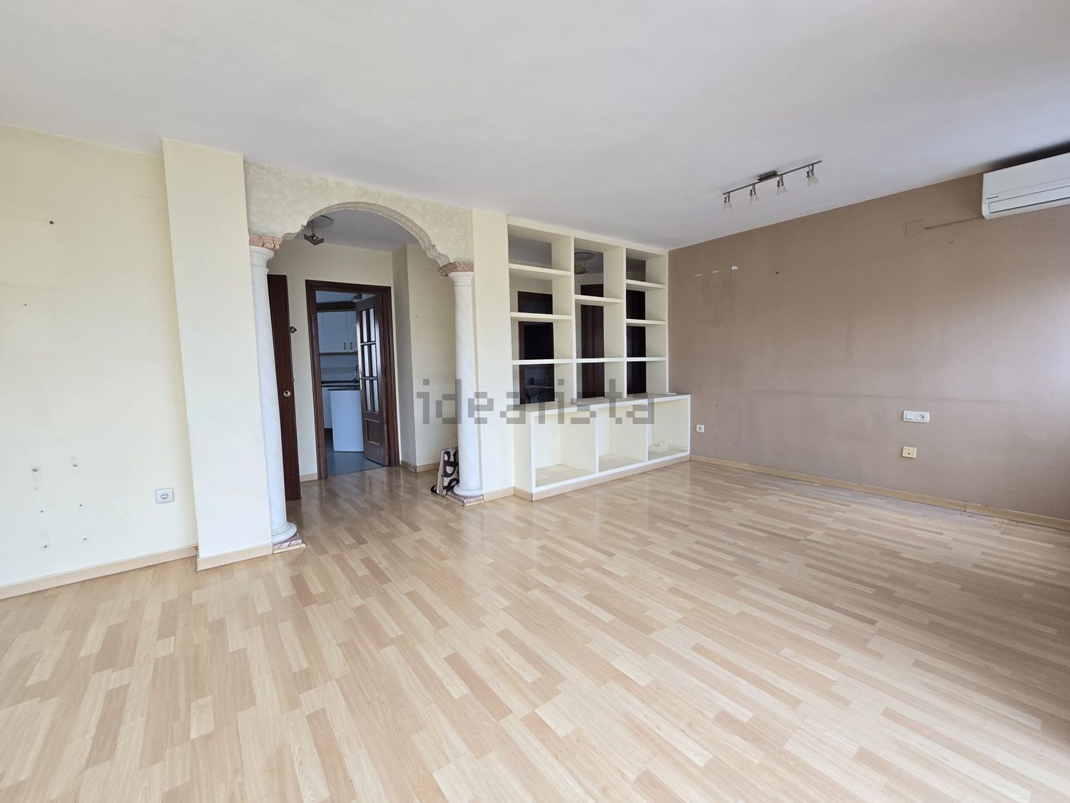 Pis de 77 m² a València