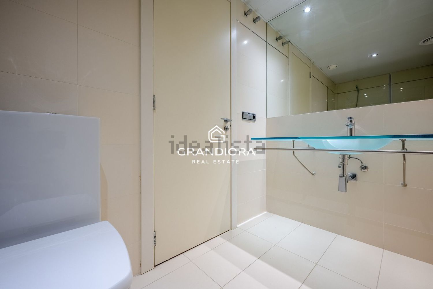 Flat 299 m² in Barcelona