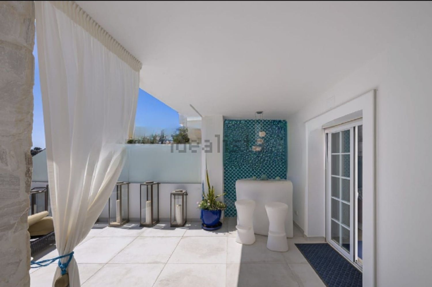 House 180 m² in Ojén