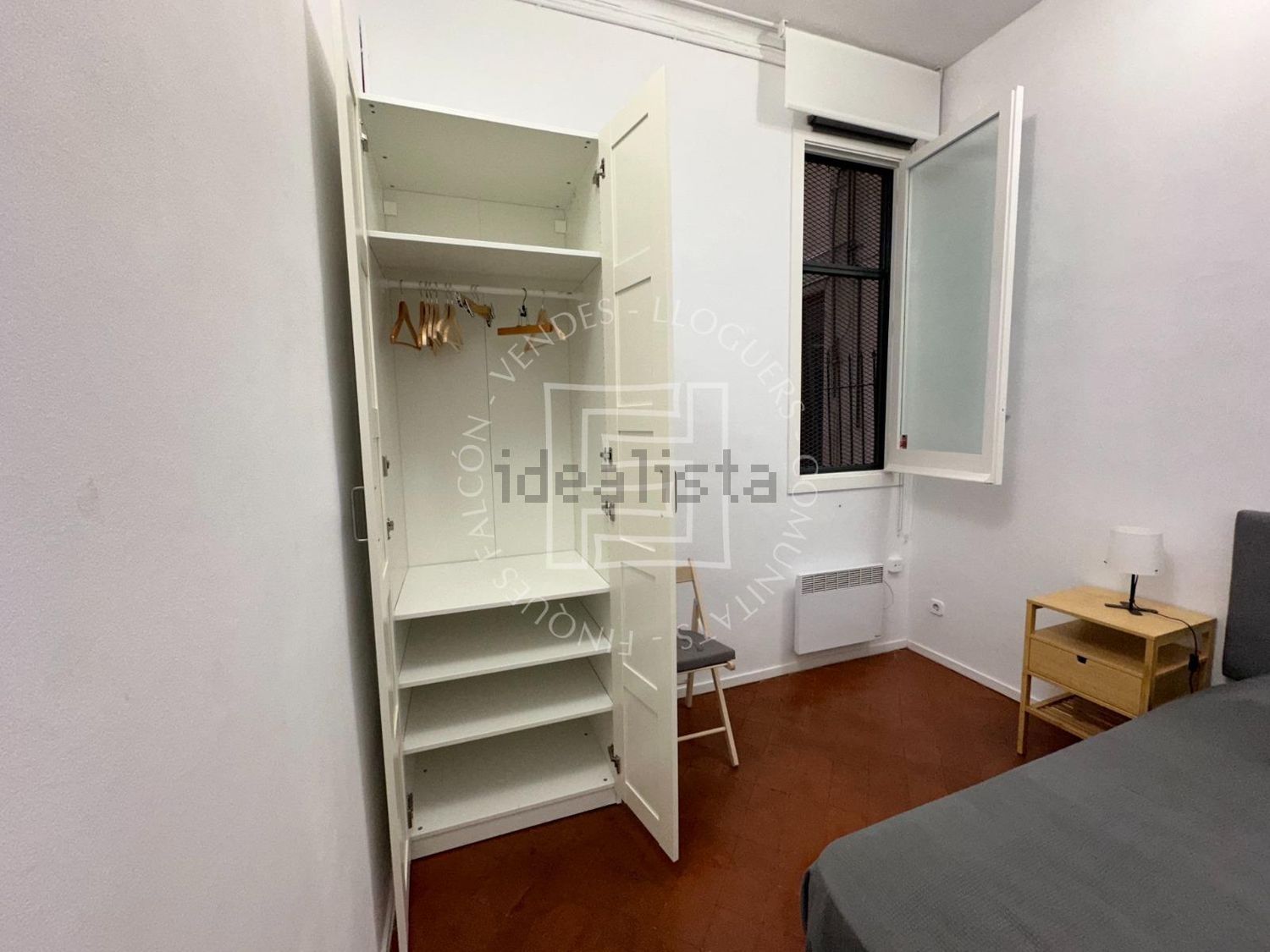 Квартира 60 м² в Барселоне