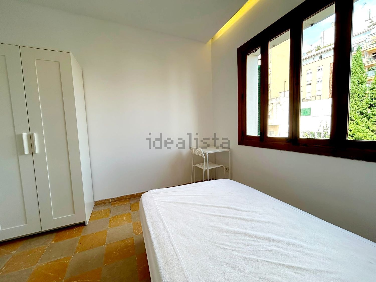 Room 130 m², Palma