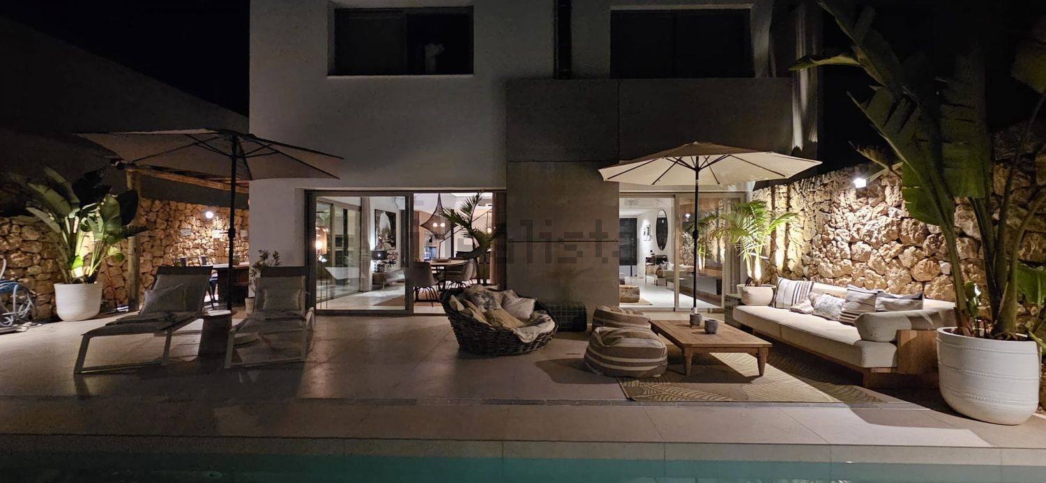Будинок 165 м² у Santa Eulària des Riu