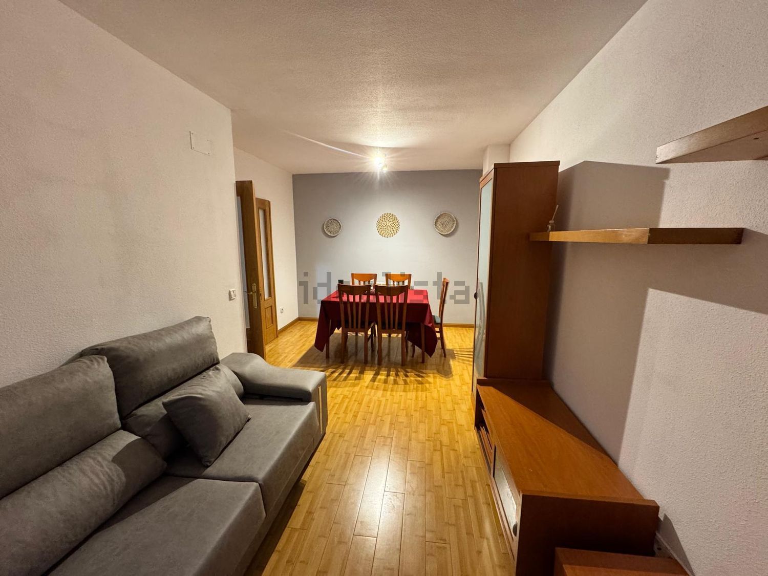 Appartement 75 m² à Magán