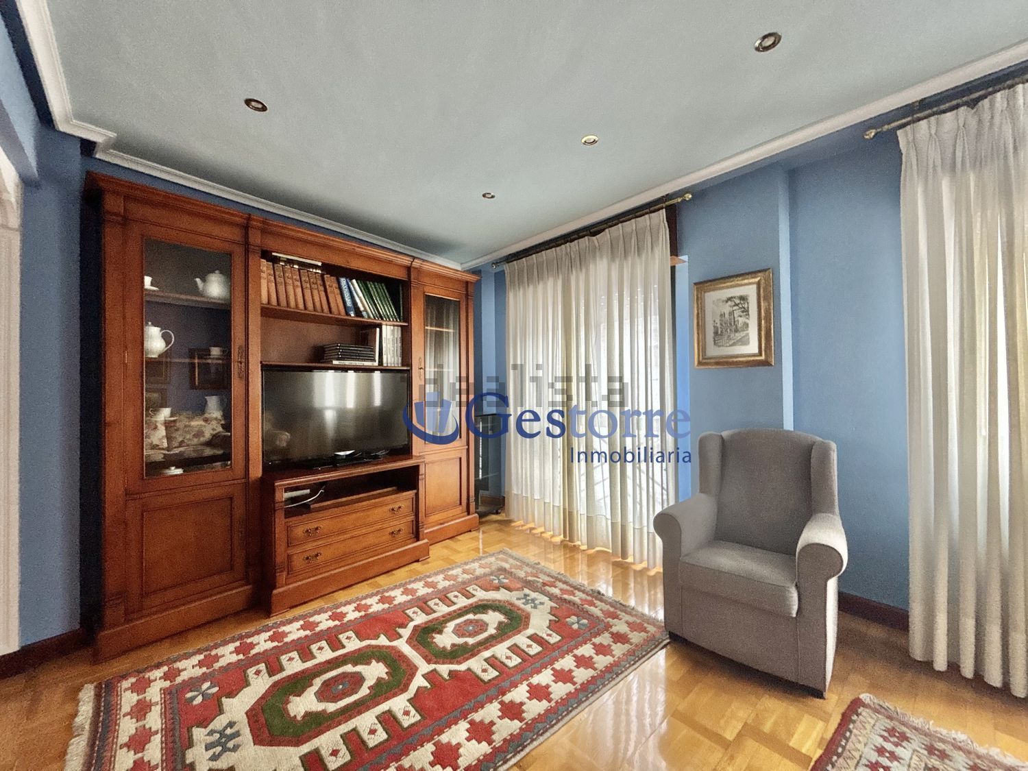Piso de 141 m² en Oviedo