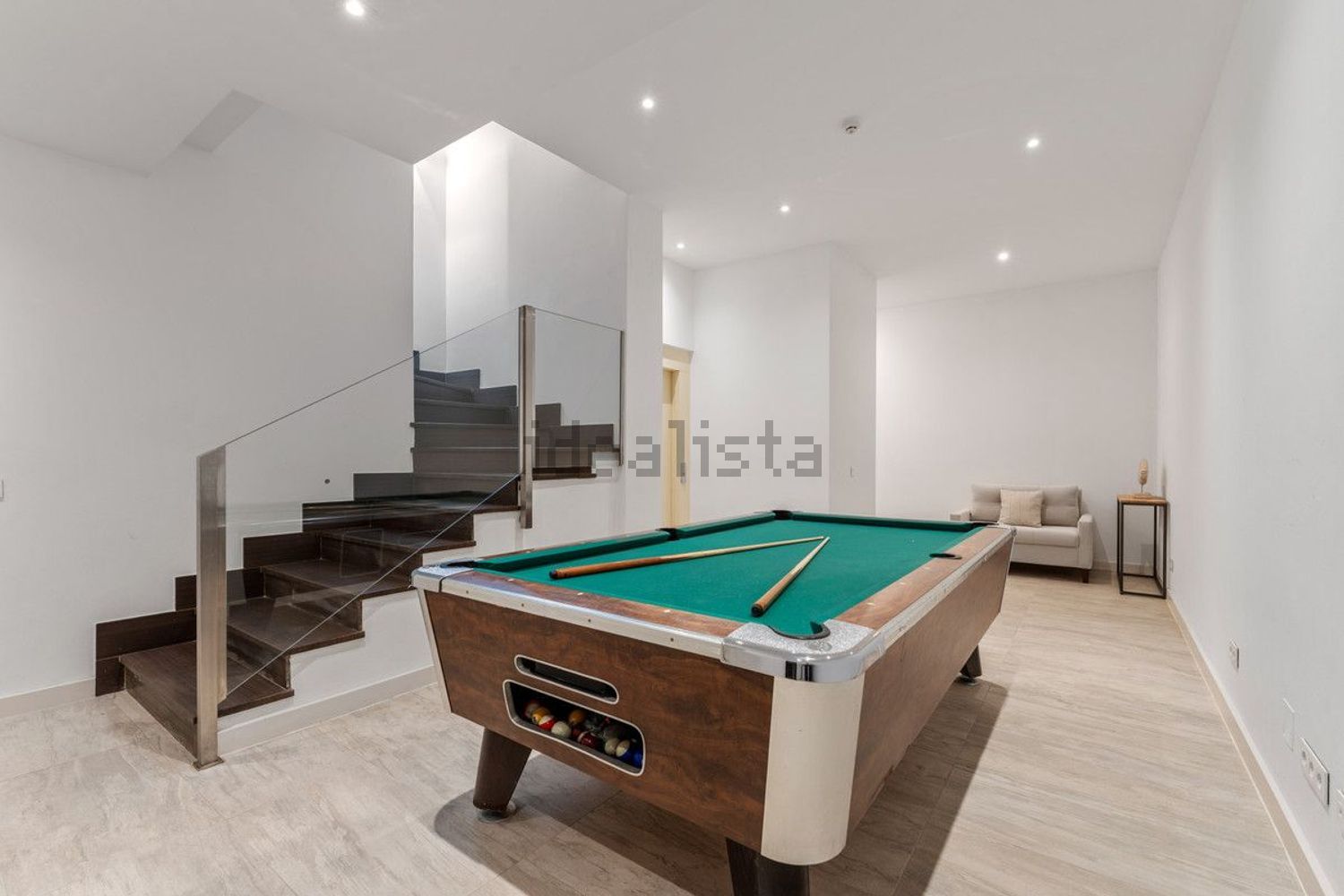 Haus 350 m² in Marbella